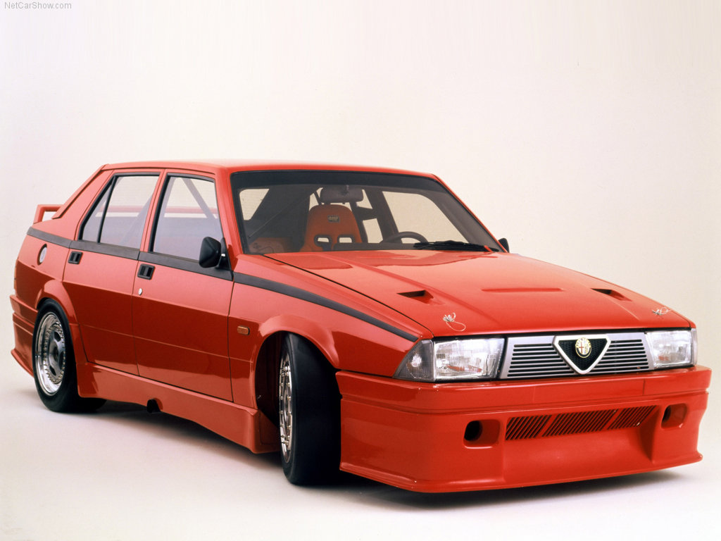 Alfa Romeo 75: 5 фото