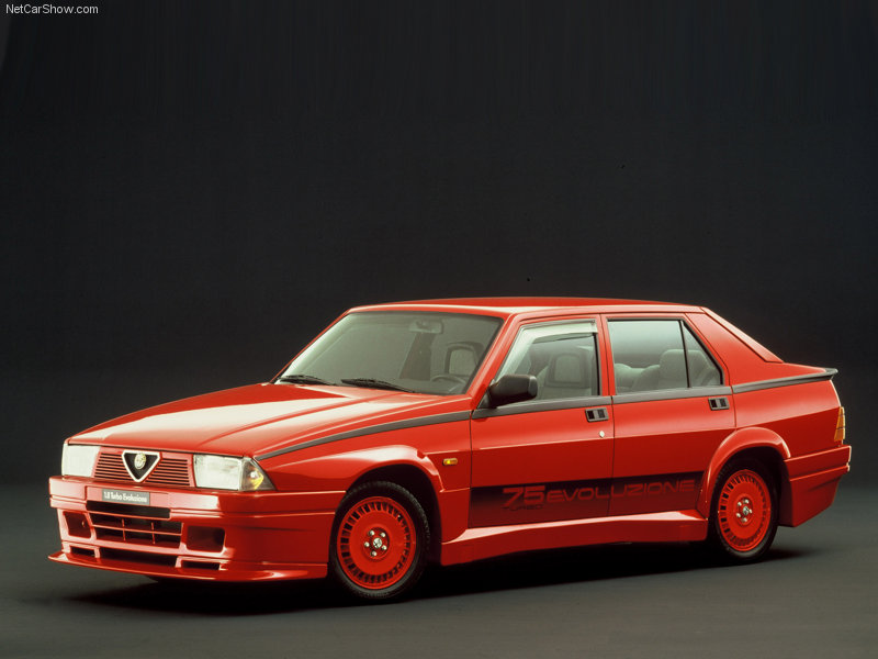 Alfa Romeo 75: 7 фото