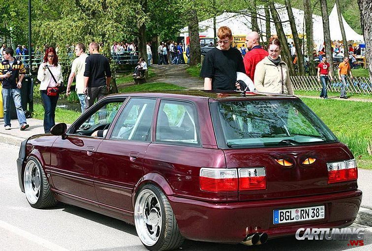 Audi 80 Avant: 3 фото