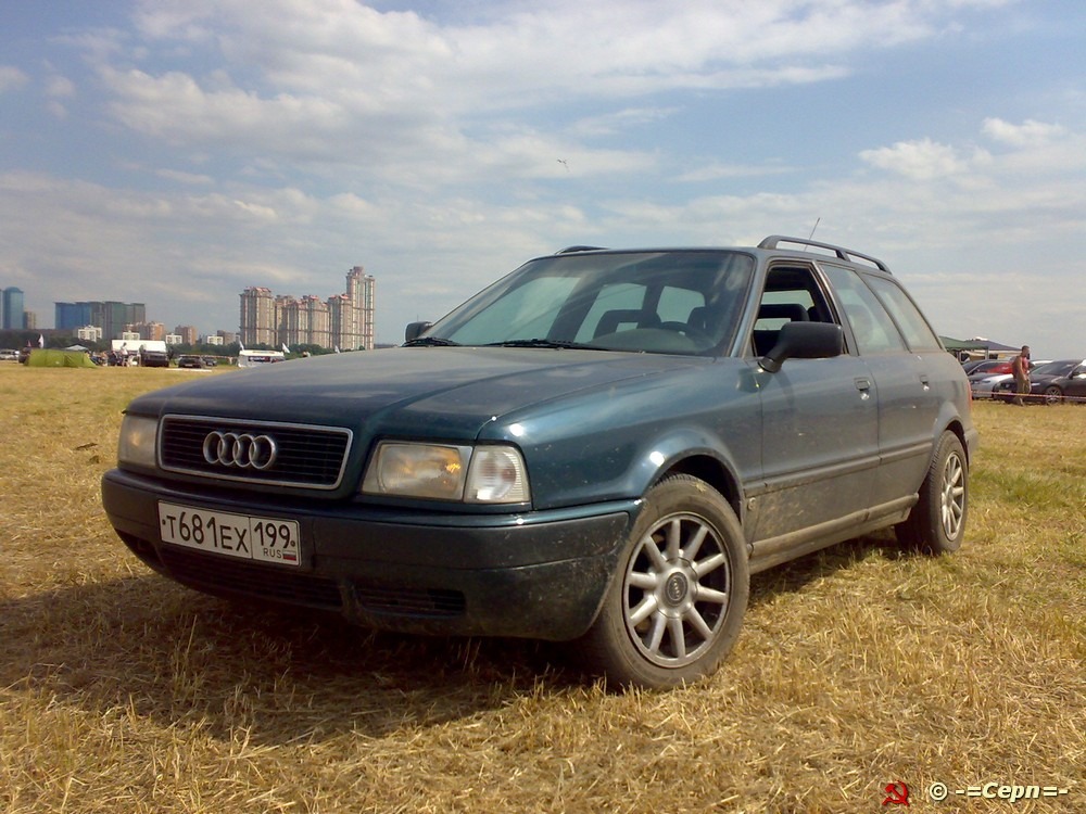 Audi 80 Avant: 12 фото