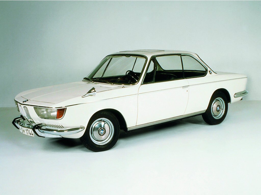 BMW 2000: 5 фото