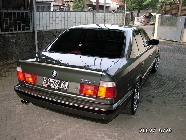 BMW 518: 6 фото