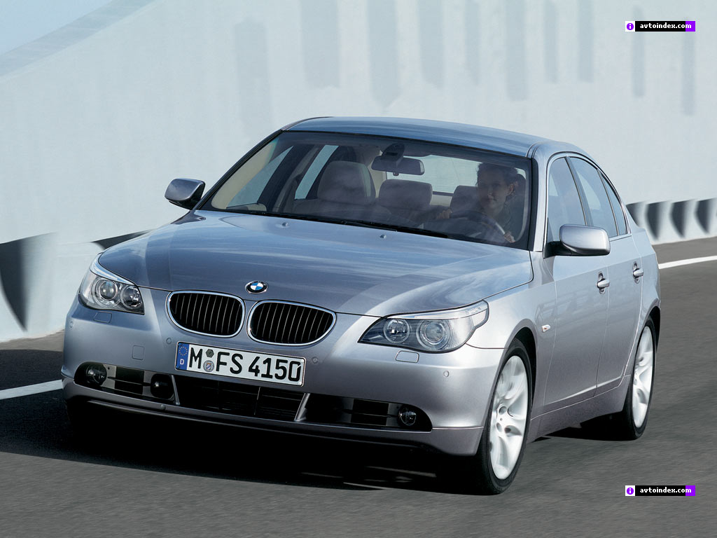 BMW 530i: 11 фото