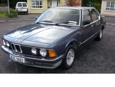 BMW 728i: 8 фото