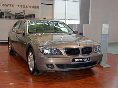 BMW 730Li: 6 фото