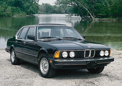 BMW 735i: 11 фото