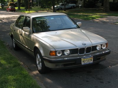 BMW 735iL: 7 фото