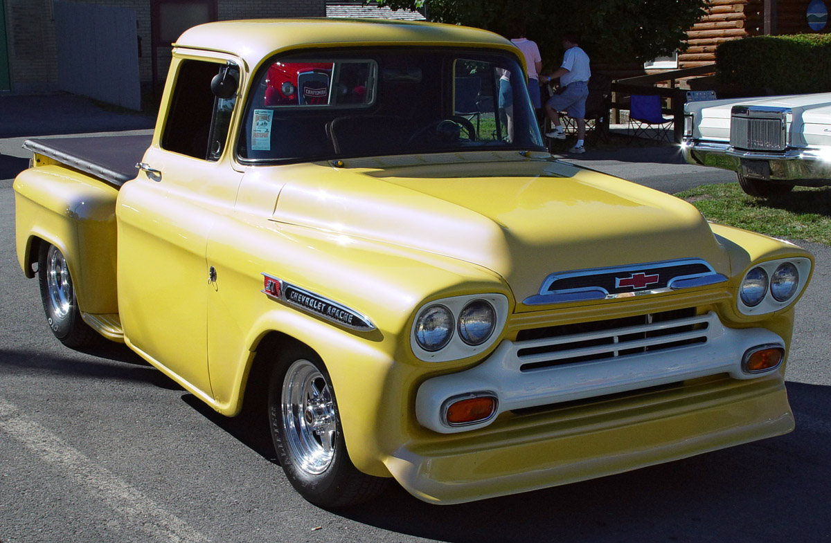 Chevrolet Apache