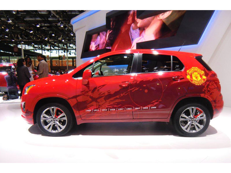 Chevrolet Tracker: 10 фото