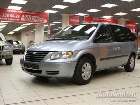 Chrysler Town & Country: 11 фото