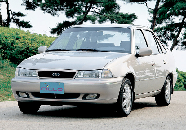 Daewoo Cielo: 7 фото