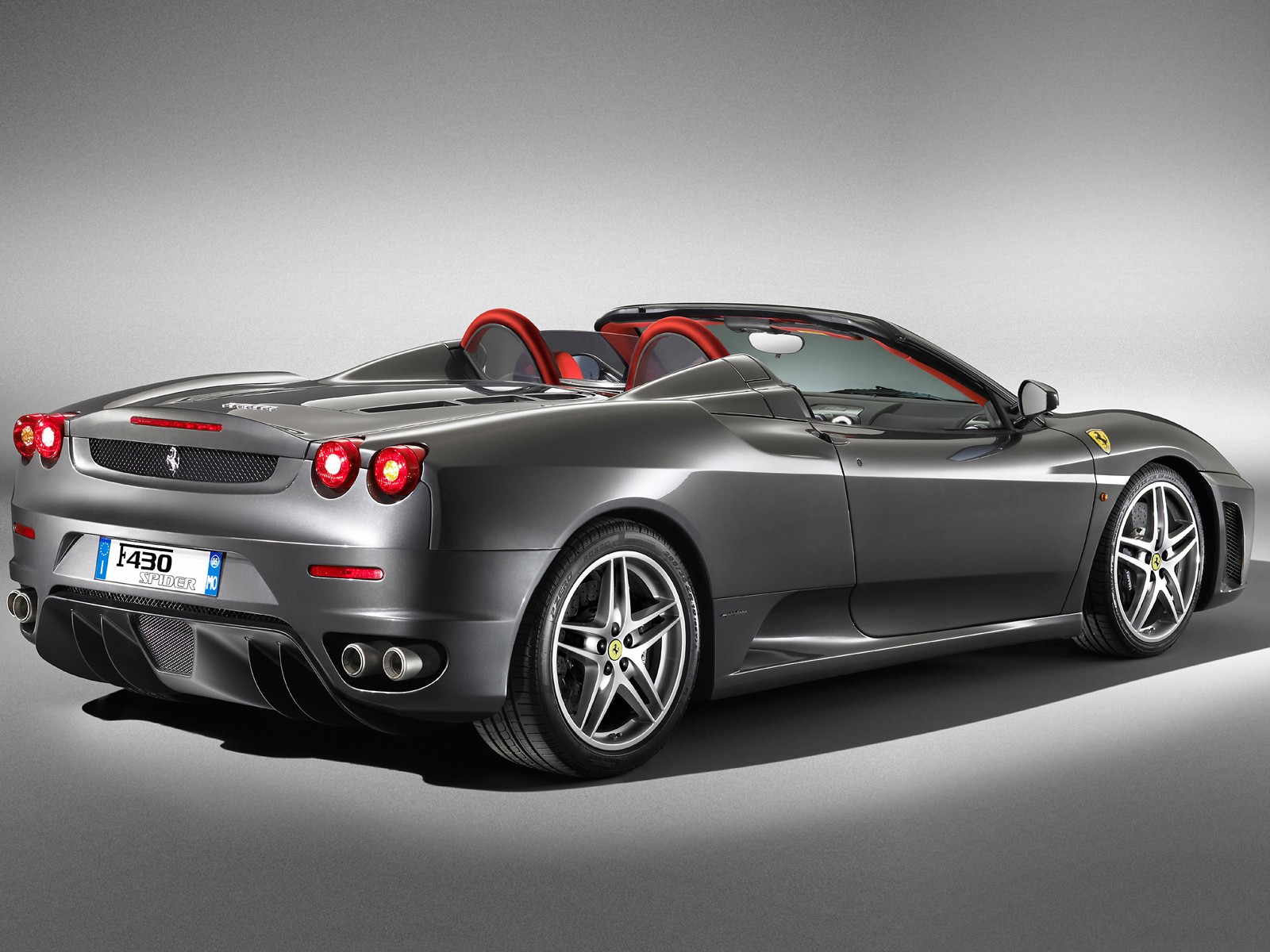 Ferrari F430: 9 фото