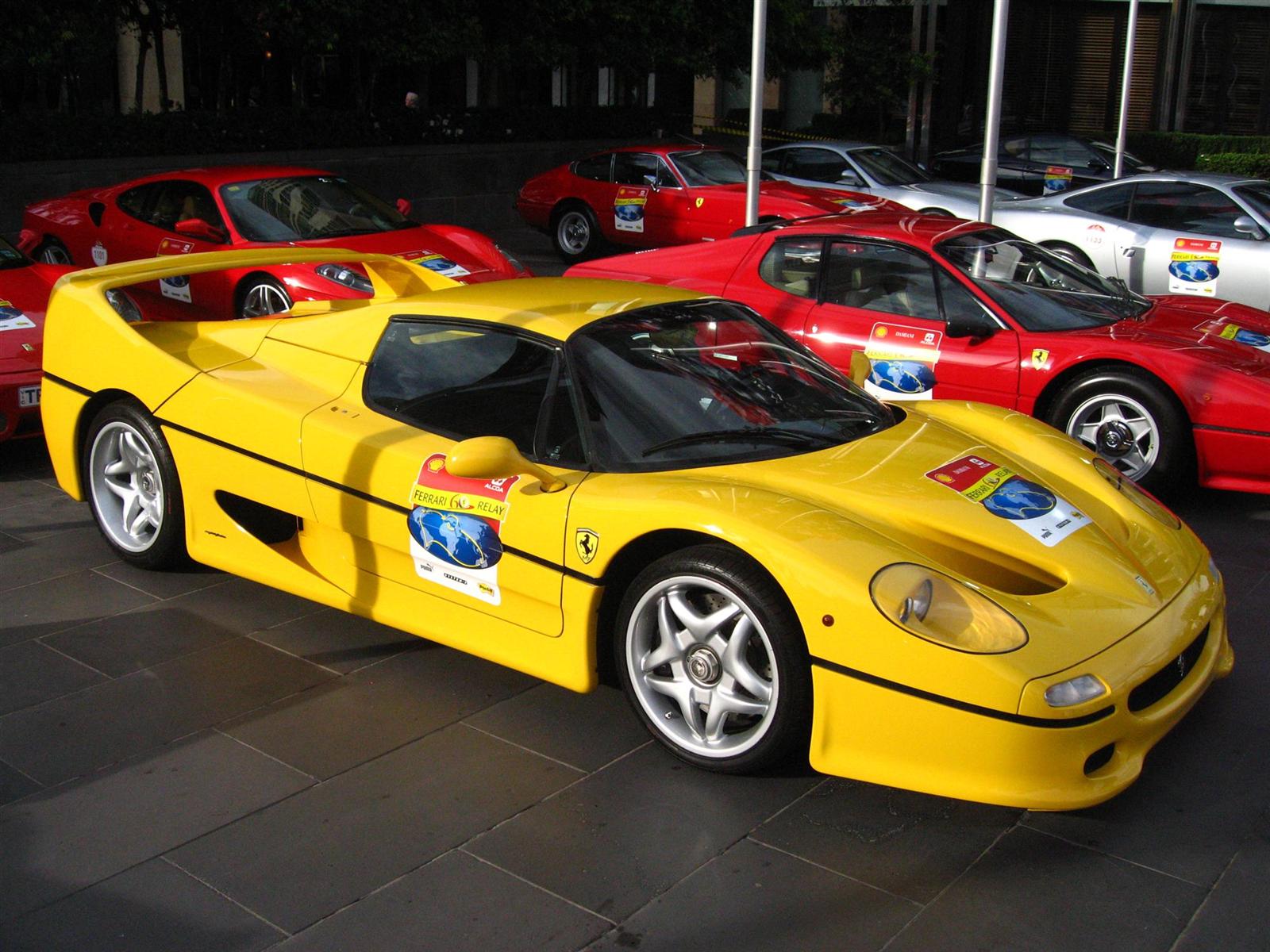 Ferrari F50: 4 фото