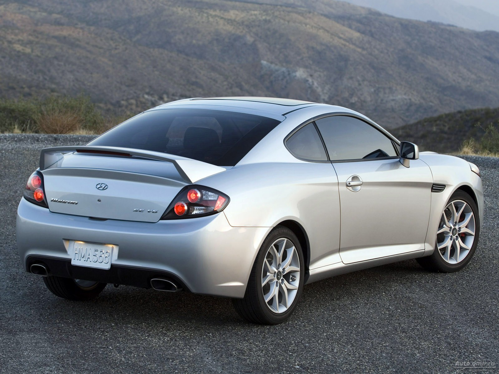 Hyundai Coupé: 2 фото