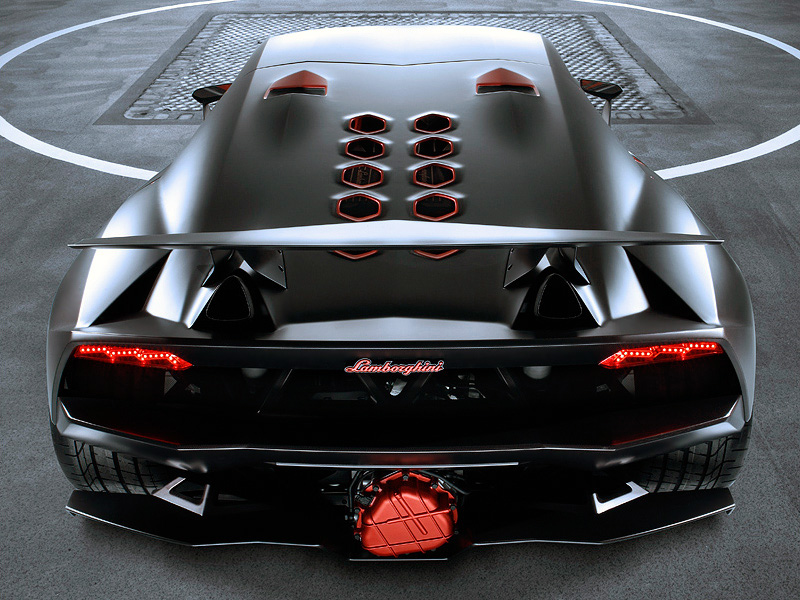 Lamborghini Sesto Elemento: 8 фото