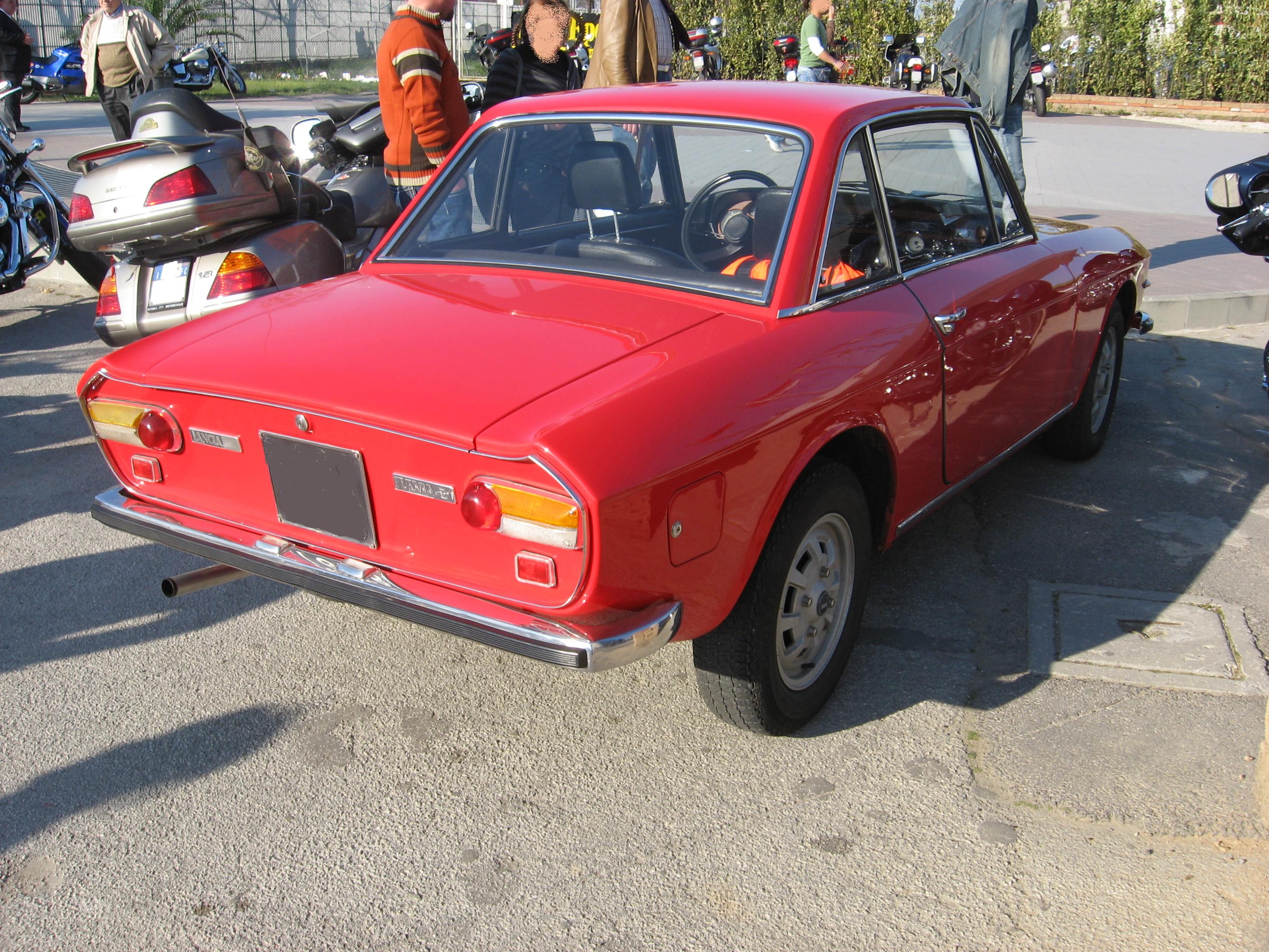 Lancia Fulvia: 12 фото