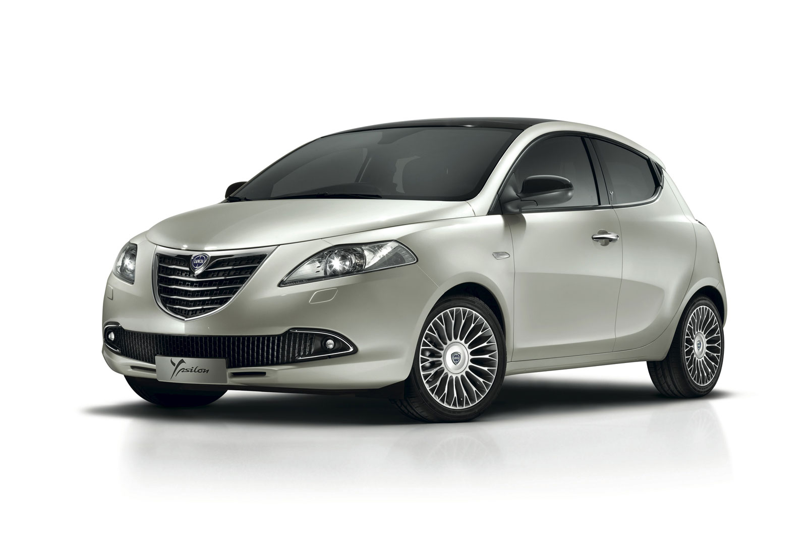 Lancia Ypsilon: 10 фото