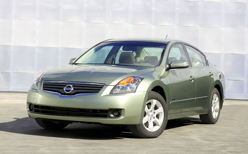 Nissan Altima Hybrid: 5 фото