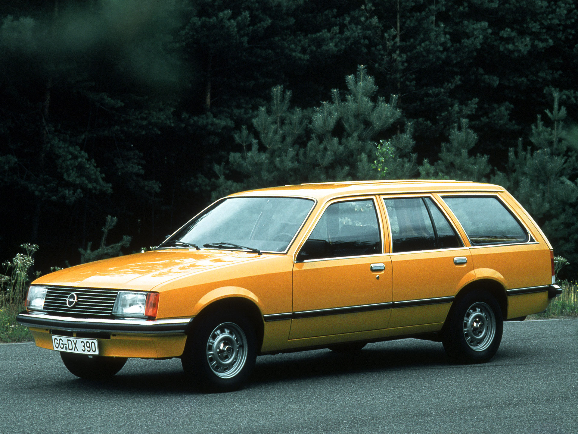 Opel Rekord: 5 фото