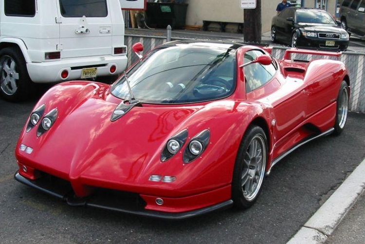 Pagani Zonda: 4 фото