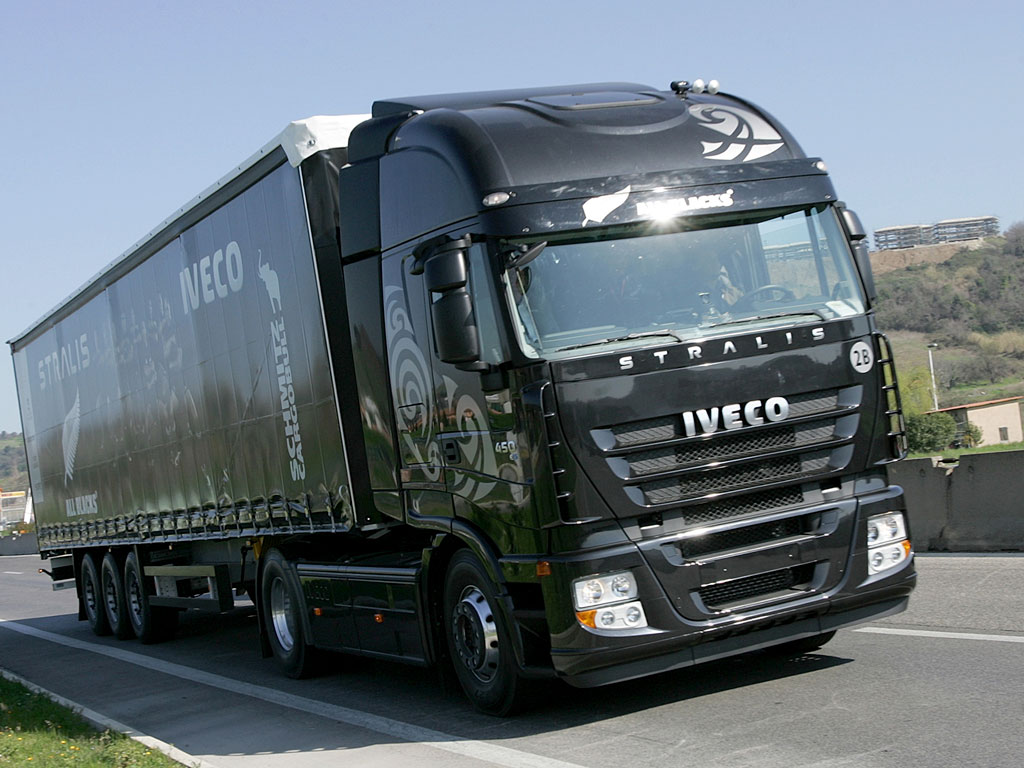 Iveco: 9 фото