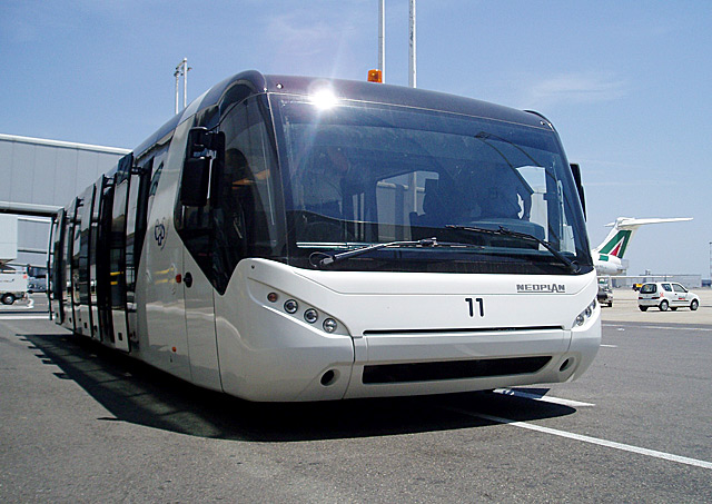 Neoplan: 3 фото