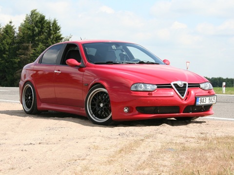 Alfa Romeo 156 GTA: 4 фото