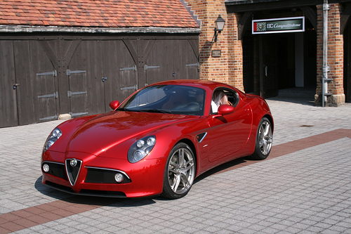 Alfa Romeo 8C Competizione: 7 фото