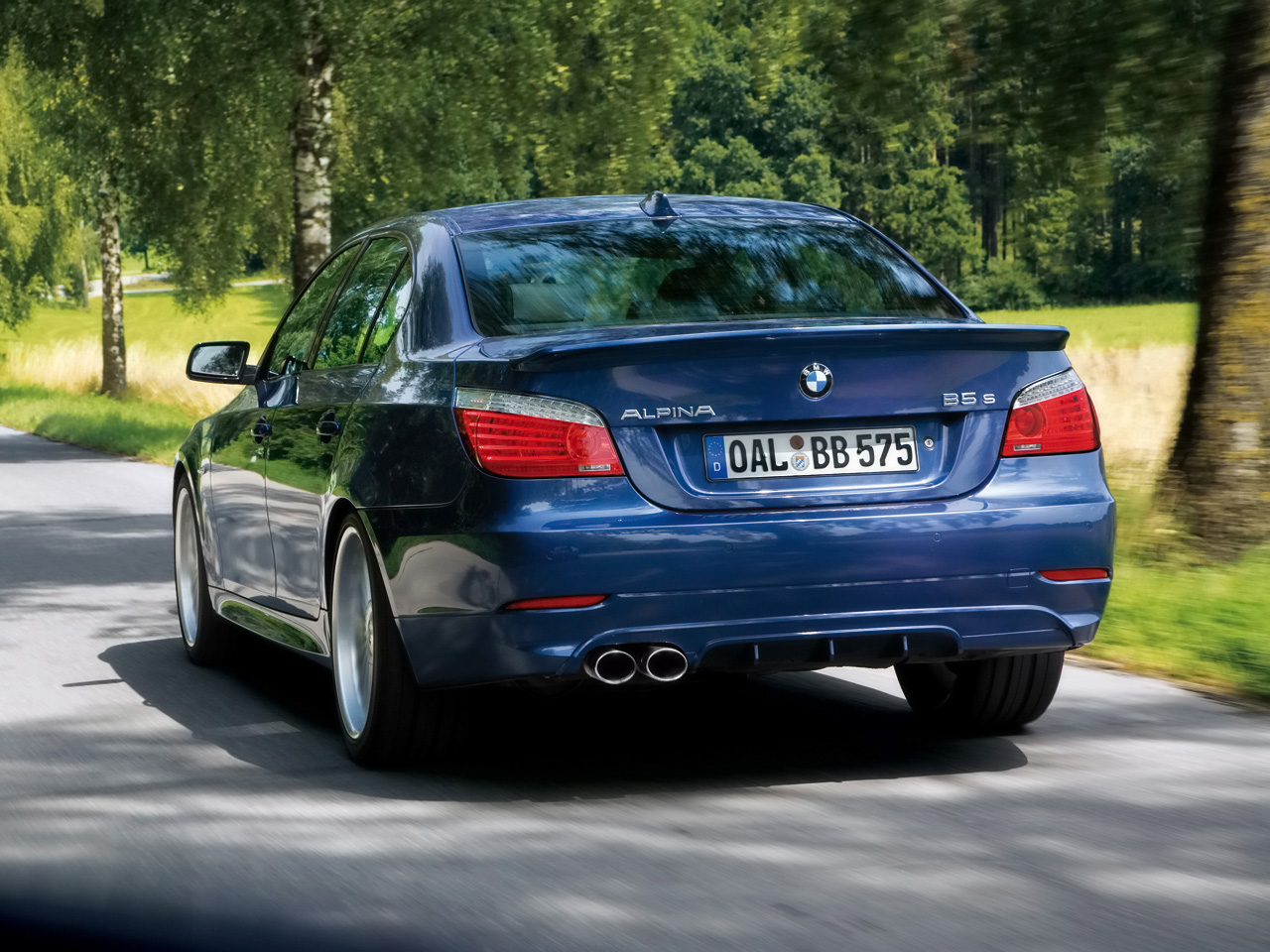 Alpina B5: 10 фото