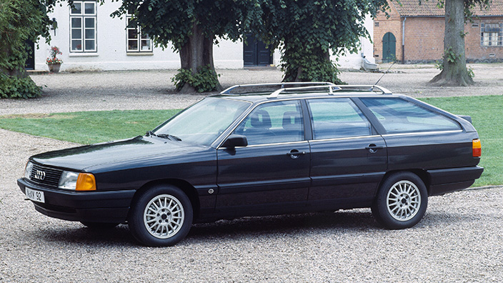 Audi 100 Avant: 6 фото