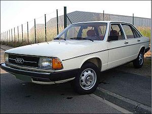 Audi 100: 2 фото