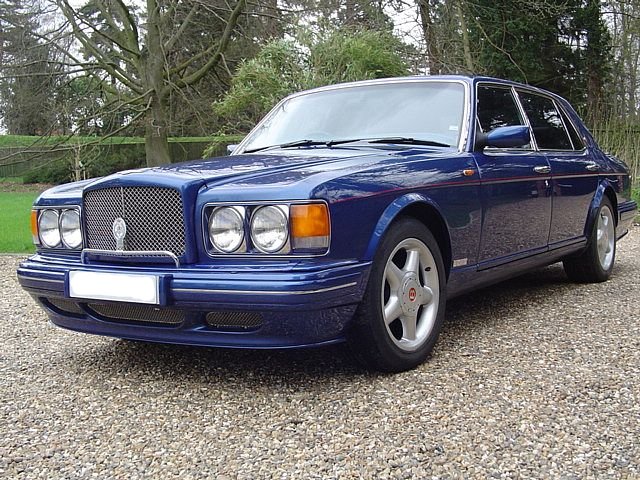 Bentley Turbo R: 8 фото