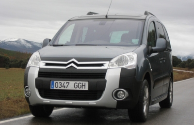 Citroen Berlingo First Fourgon: 4 фото