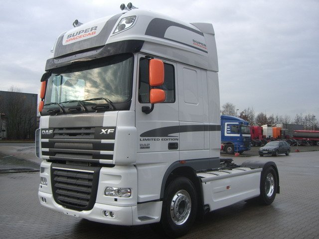 DAF XF: 8 фото