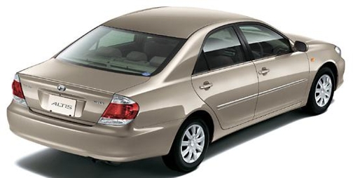 Daihatsu Altis: 8 фото