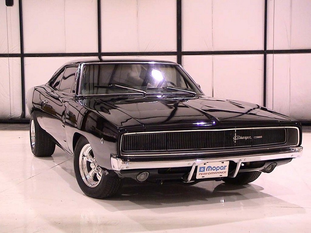 Dodge Charger: 2 фото