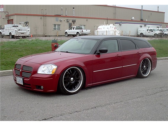 Dodge Magnum: 10 фото