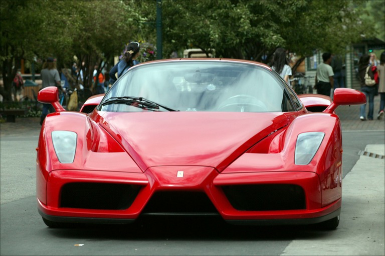 Ferrari Enzo: 08 фото