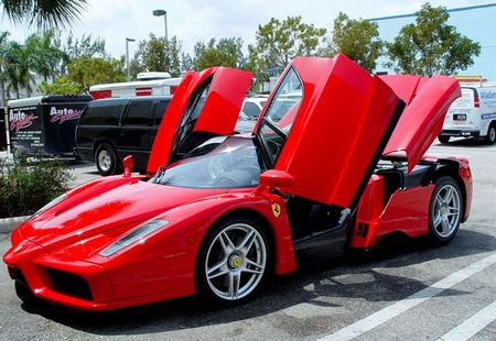 Ferrari Enzo: 11 фото
