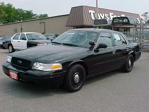 Ford Crown Victoria: 9 фото