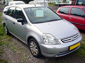 Honda Stream I: 2 фото