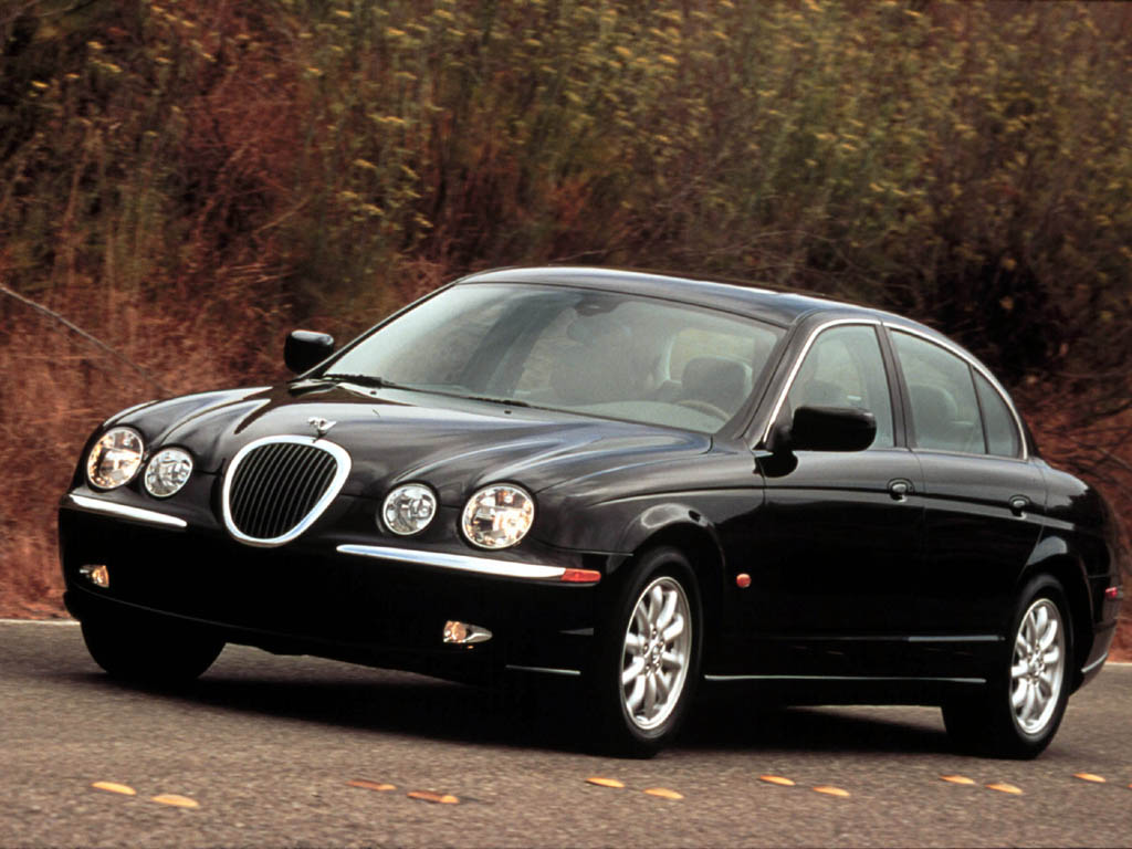 Jaguar S-Type: 10 фото