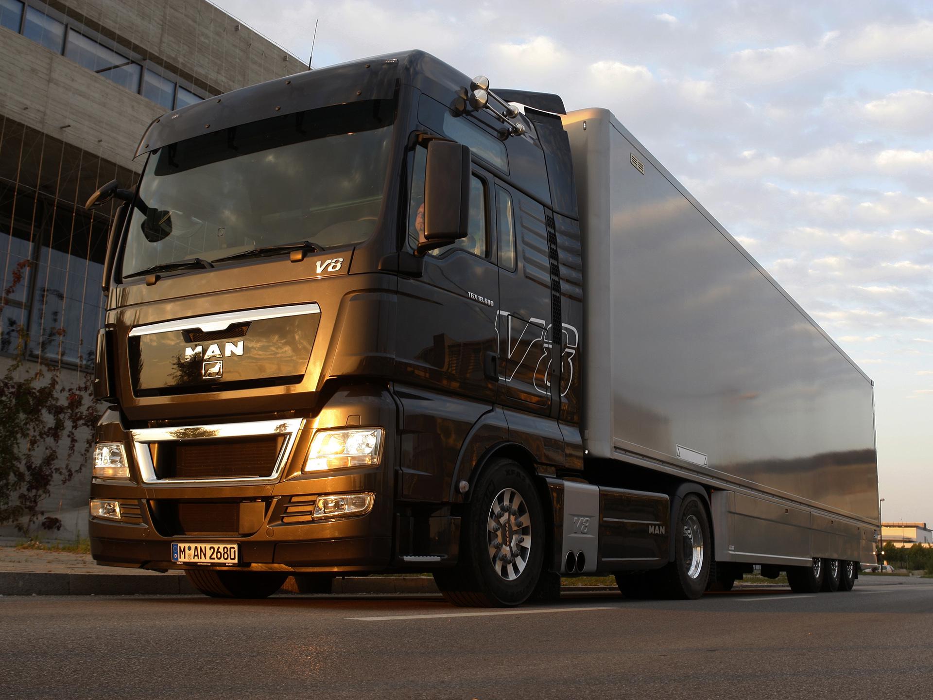 MAN TGX: 2 фото