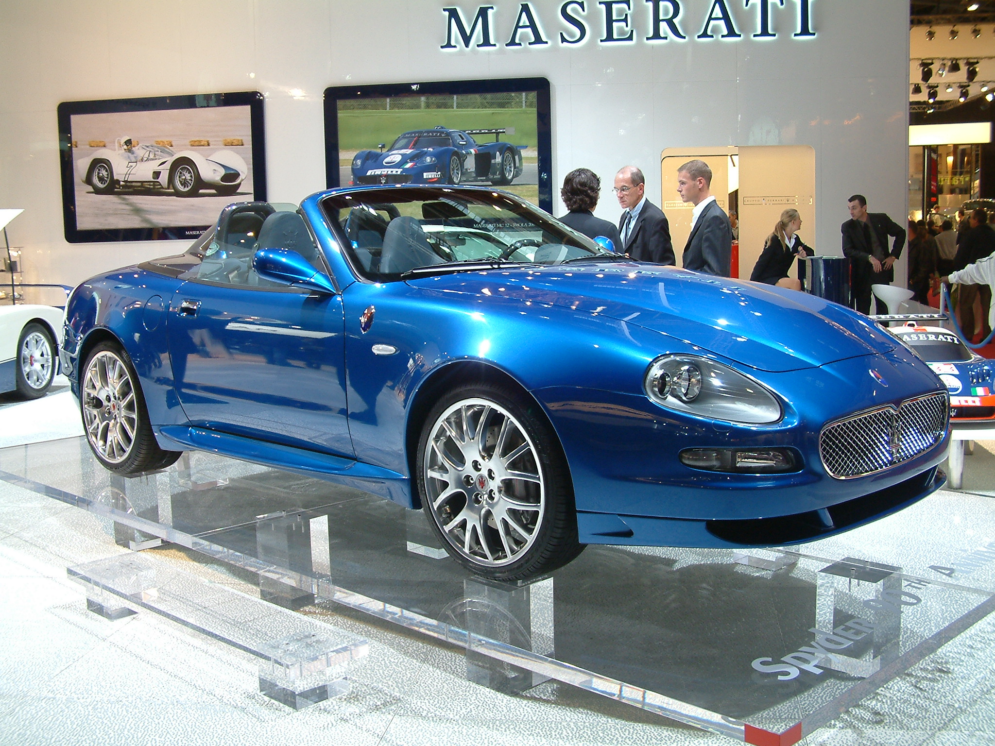 Maserati Spyder: 3 фото
