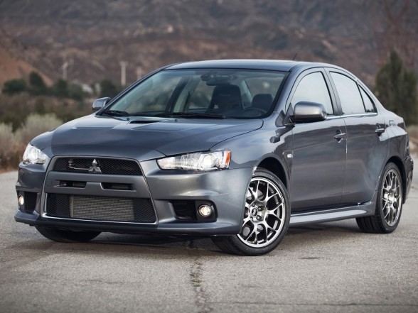 Mitsubishi Lancer Evolution I: 8 фото