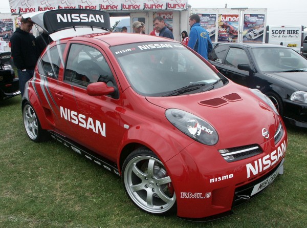 Nissan Micra: 10 фото