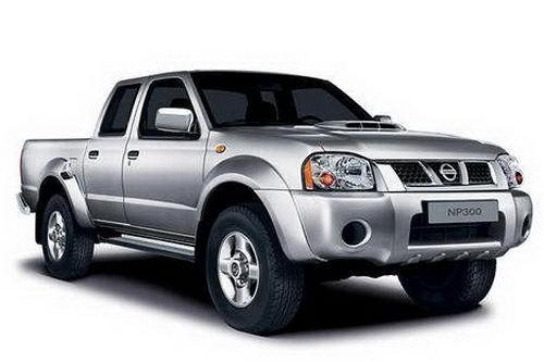 Nissan NP300: 9 фото