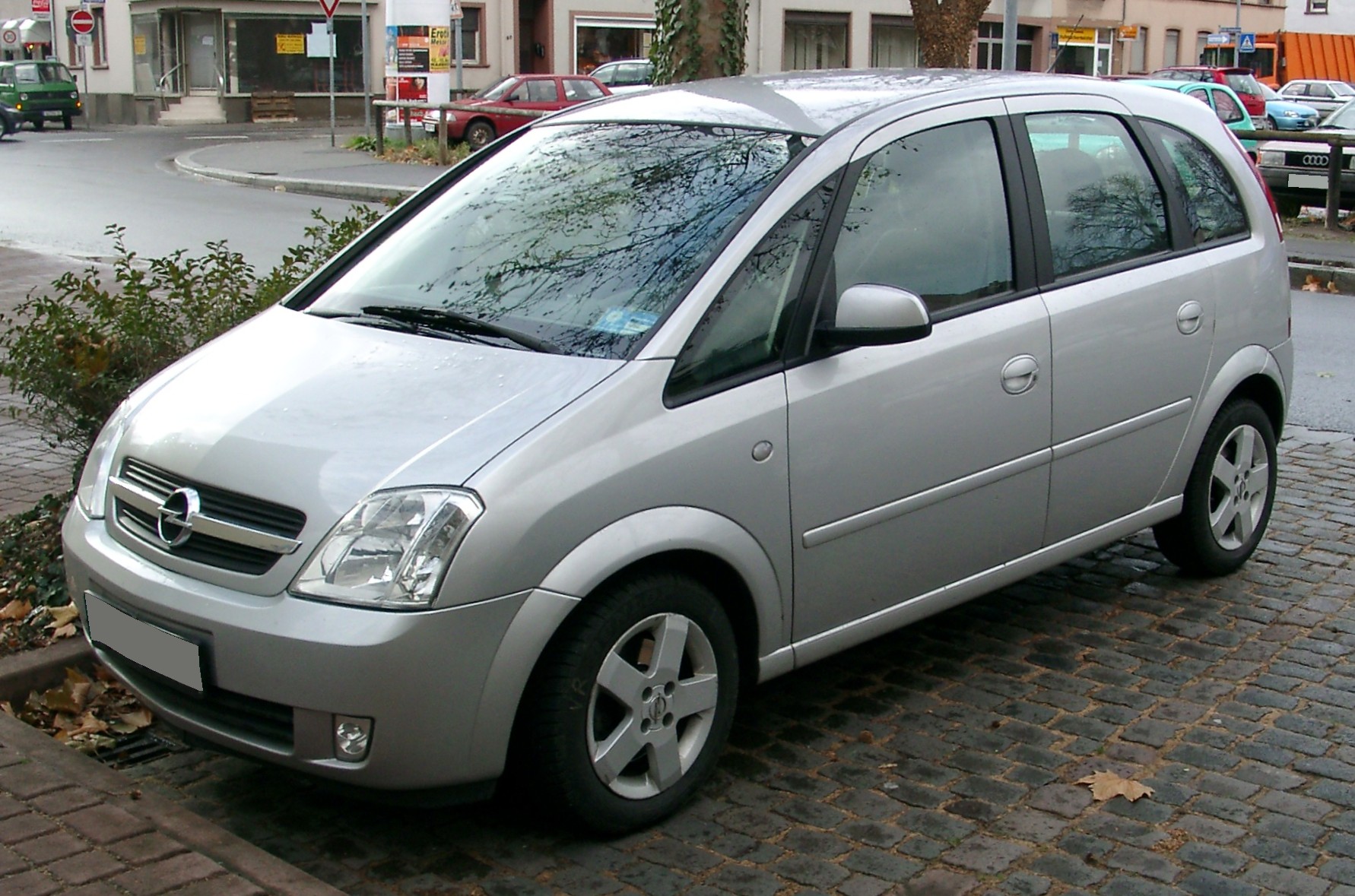 Opel Meriva A: 5 фото