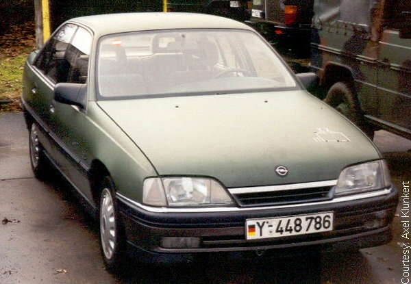 Opel Omega A: 9 фото