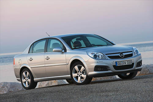 Opel Signum: 10 фото